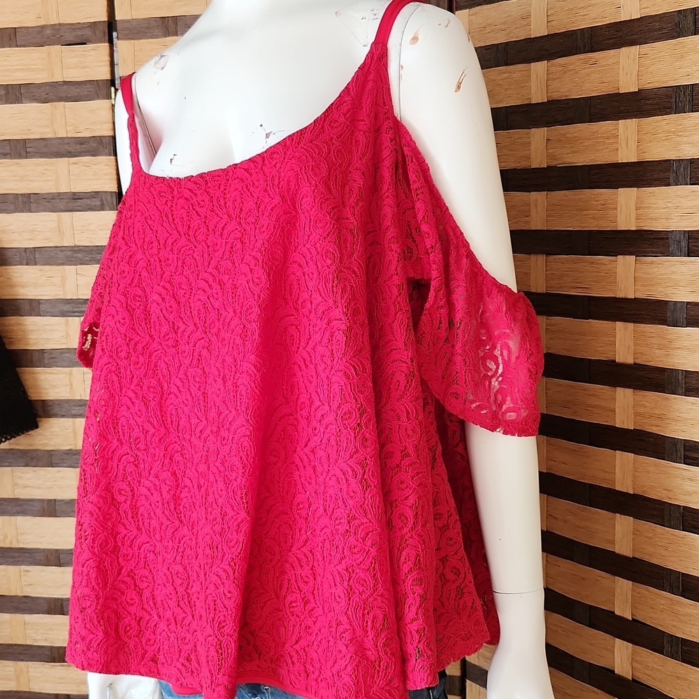Jessica Simpson Cold Shoulder Top - Picture 3 of 12